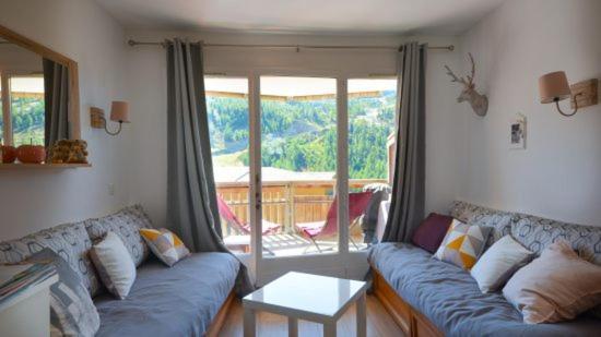 Ferienwohnung 2 Pieces Avec Terrasse Et Vue Sur Les Pistes Isola 2000 Exterior foto